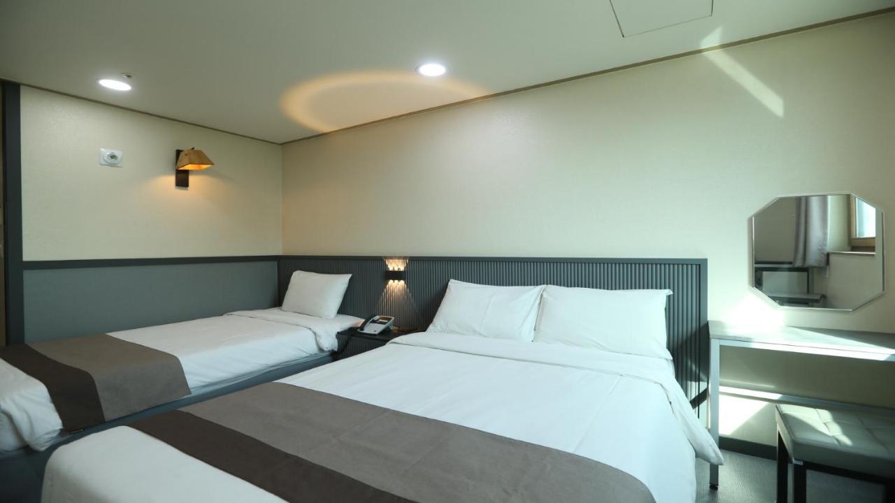 Golden City Hotel Dongdaemun Seoul Exteriör bild